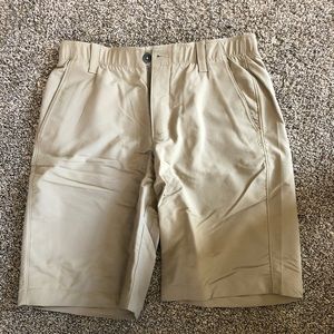 Men’s UA Golf Shorts
